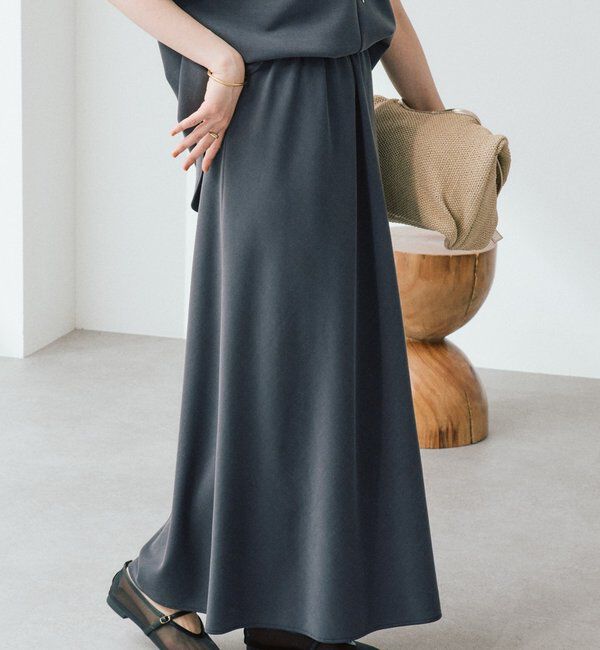  「予約【セットアップ着用可能/接触冷感機能付き】ドレーピーカットバイヤススカート」|スカート|チャコールグレー