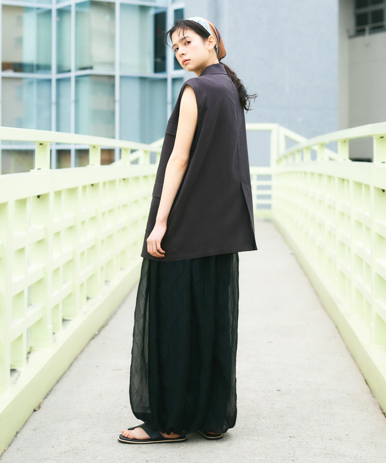  「ミリタリーシアーベスト」|ノーカラーコート|