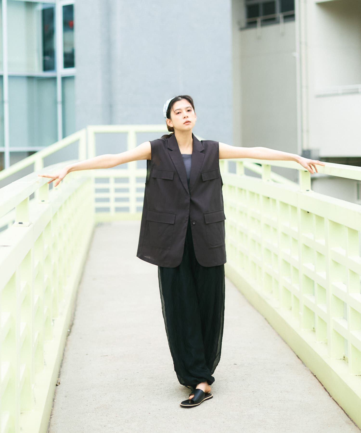  「ミリタリーシアーベスト」|ノーカラーコート|