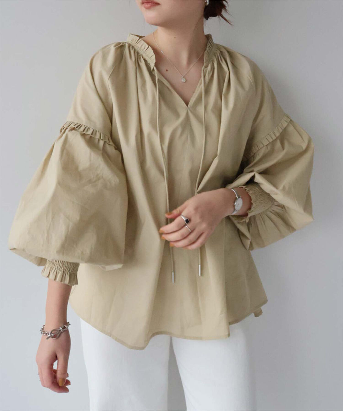titivate「ギャザーリボンボイルブラウス」|シャツ・ブラウス|キャメル