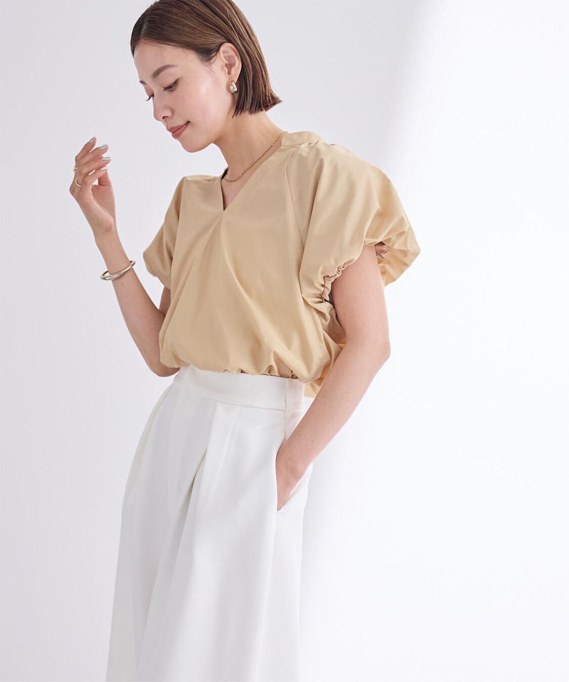 ur's「バルーンデザインキーネックブラウス」|シャツ・ブラウス|