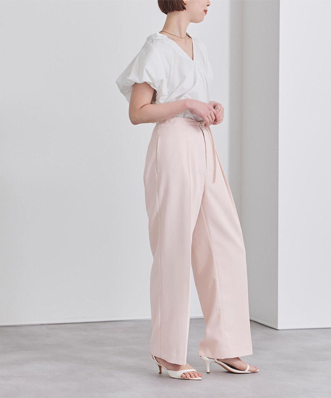 ur's「バルーンデザインキーネックブラウス」|シャツ・ブラウス|