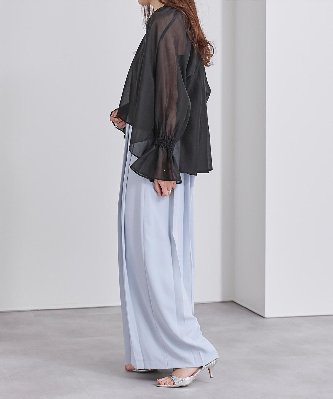 ur's「フレアスリーブスキッパーシアーブラウス」|シャツ・ブラウス|