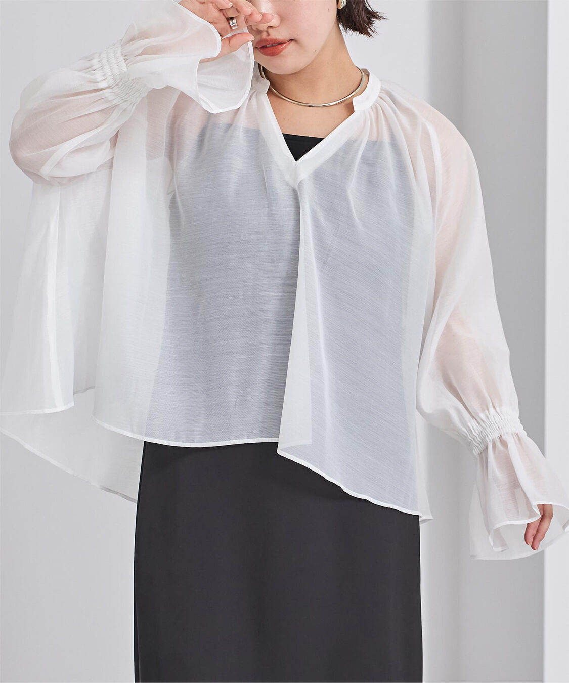 ur's「フレアスリーブスキッパーシアーブラウス」|シャツ・ブラウス|ホワイト