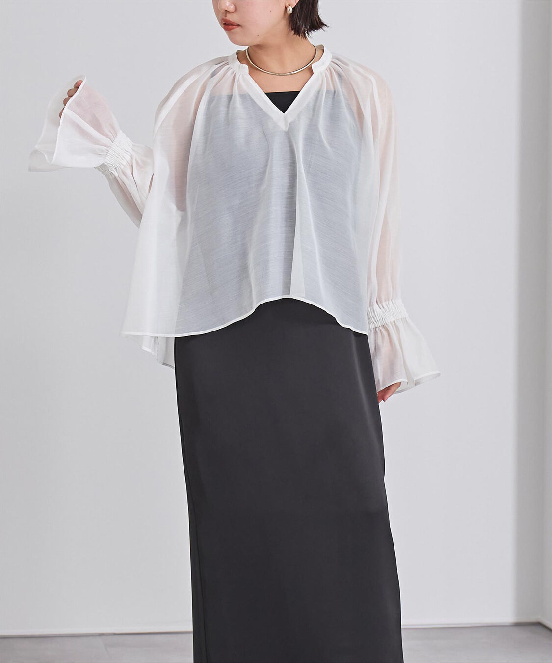 ur's「フレアスリーブスキッパーシアーブラウス」|シャツ・ブラウス|