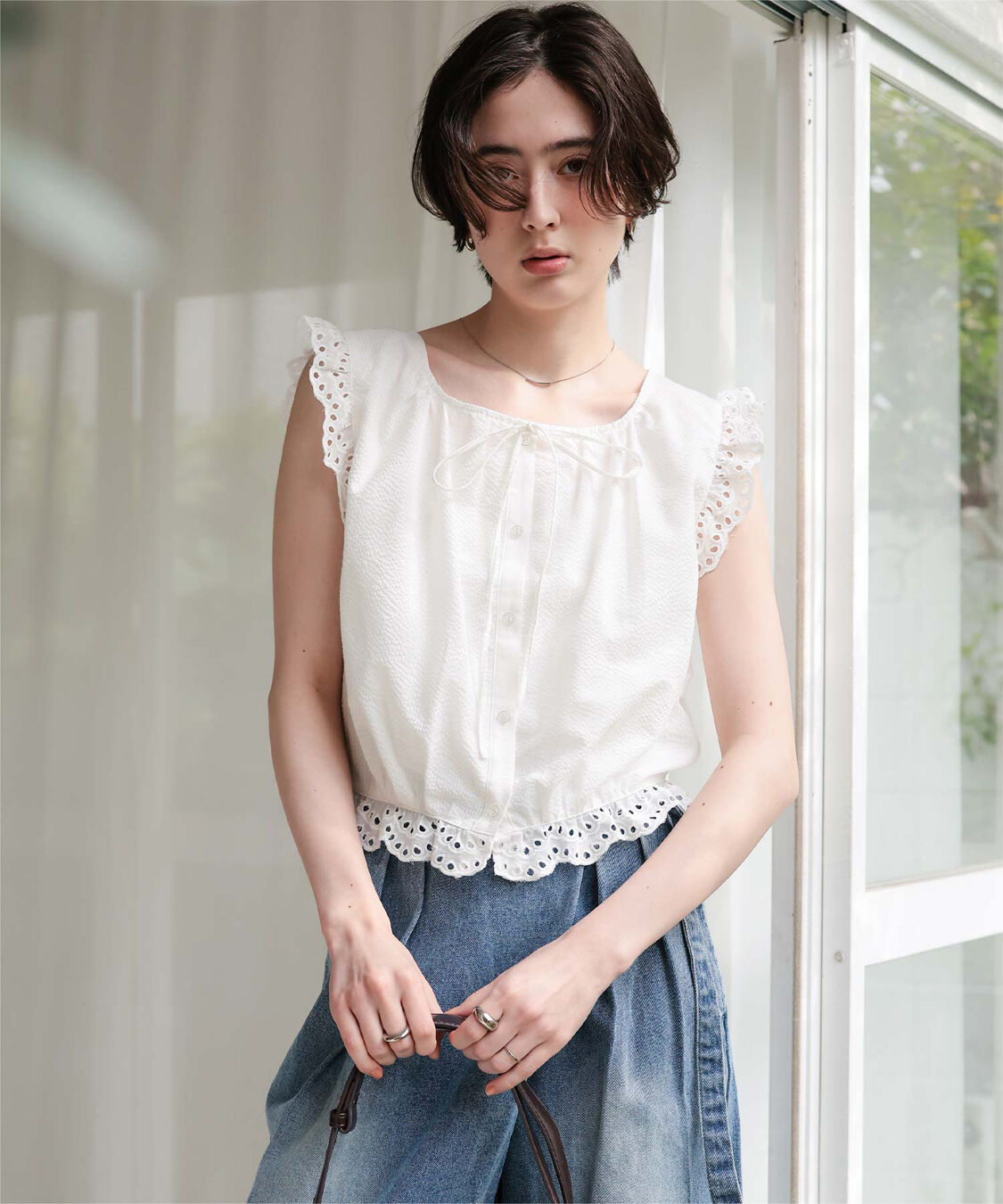 titivate「レースフリル付きノースリーブコンパクトブラウス」|シャツ・ブラウス|オフホワイト