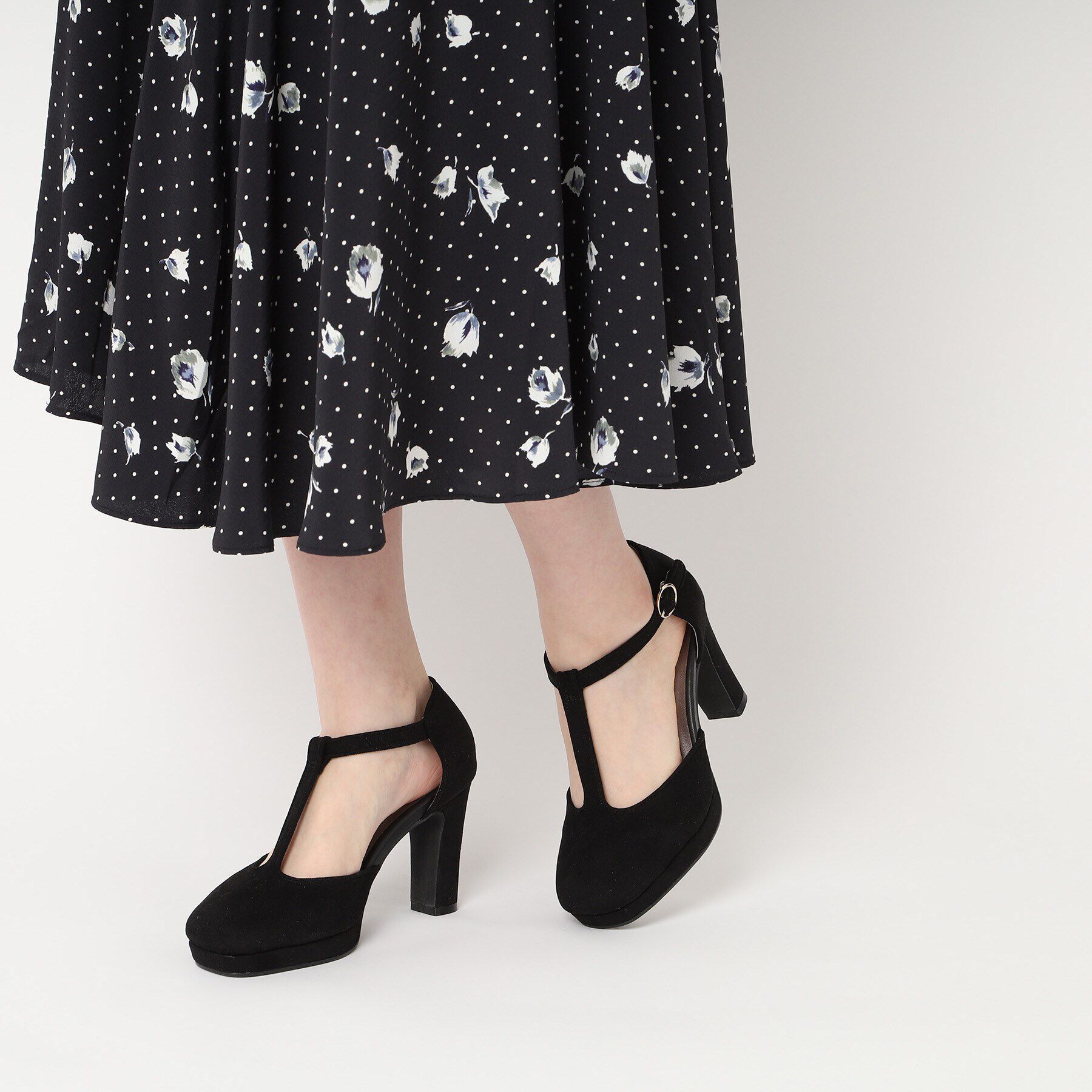 ESPERANZA「Tストラップパンプス 24SS」|パンプス|