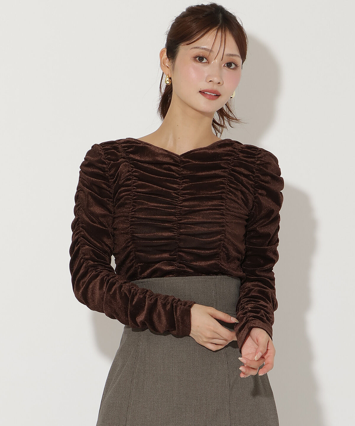 アンドクチュール「シャーリングベロアプルオーバー」|Tシャツ・カットソー|ﾀﾞｰｸﾌﾞﾗｳﾝ