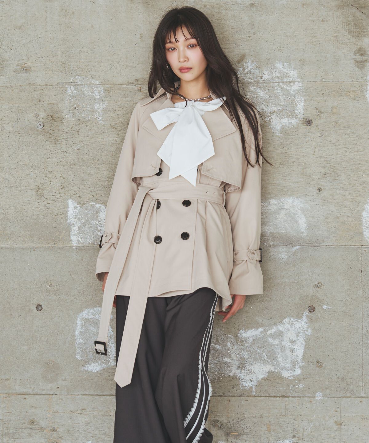 アンドクチュール「ミドル丈トレンチコート」|トレンチコート|