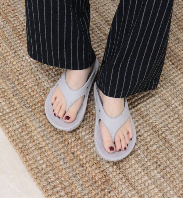 fredy emue「【OOFOS / ウーフォス】 OOriginal」|サンダル|