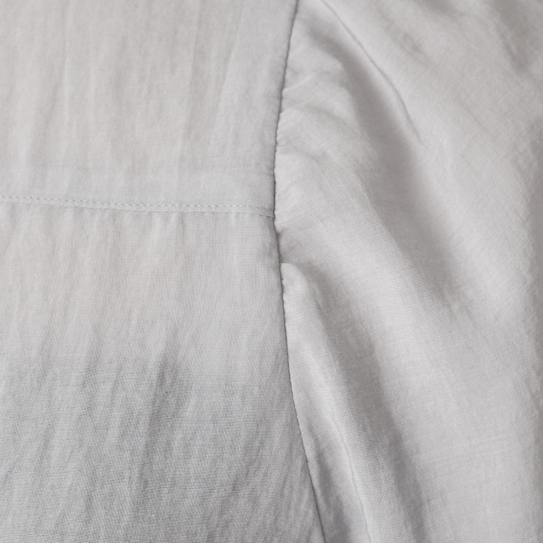 DRESSTERIOR「【洗える/清涼感】ボリュームスリーブバックジップブラウス」|シャツ・ブラウス|