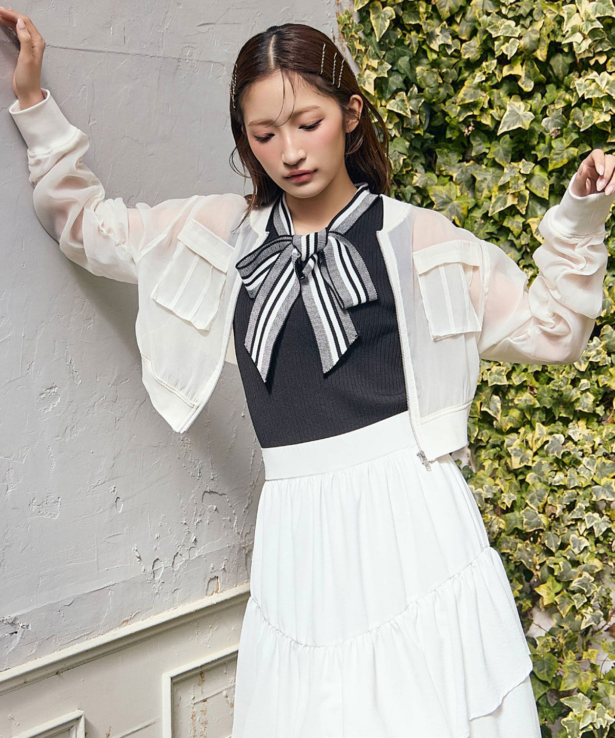 REDYAZEL「ギャザーシアーショートブルゾン」|ブルゾン・スタジャン|エクリュ