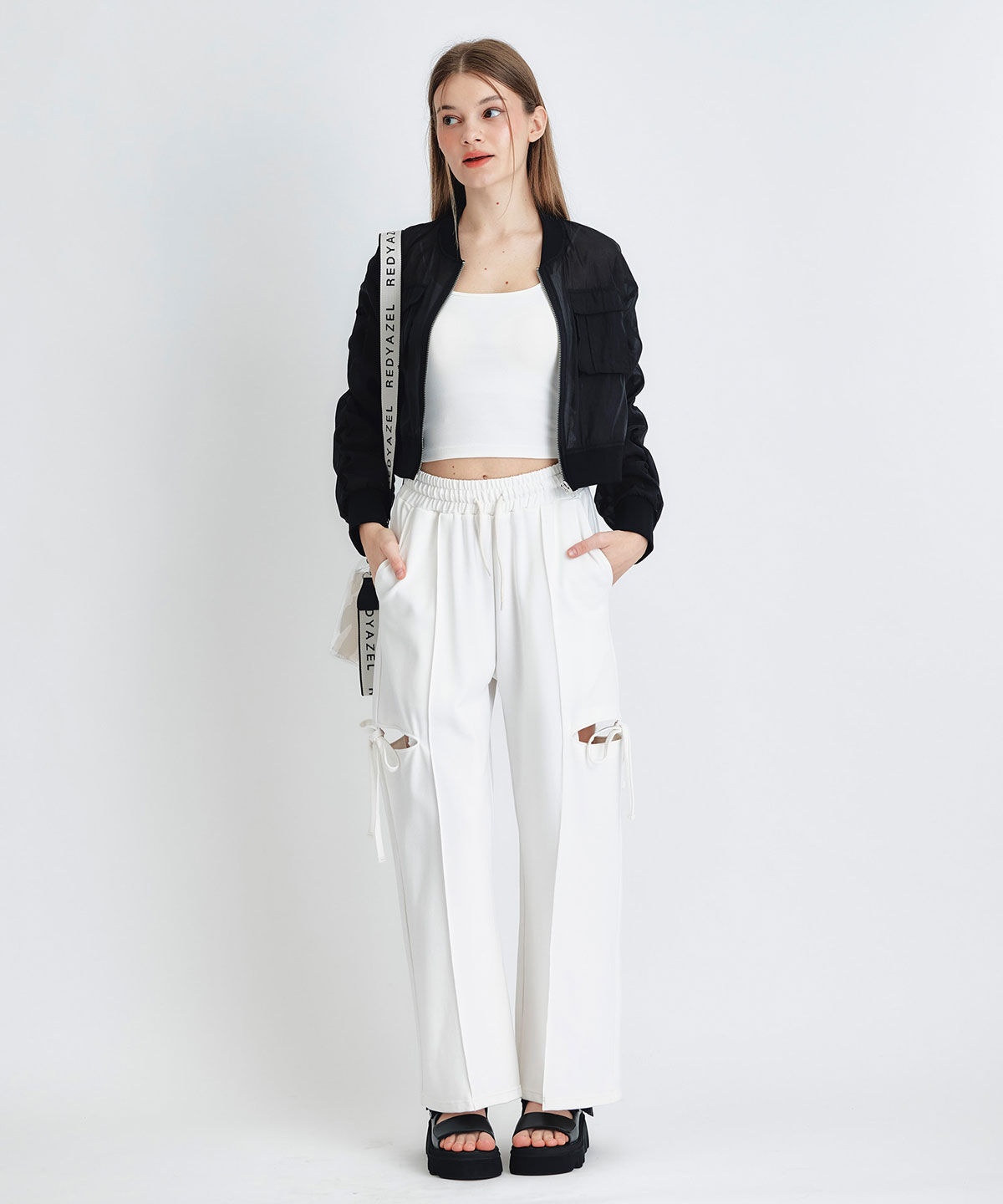 REDYAZEL「ギャザーシアーショートブルゾン」|ブルゾン・スタジャン|