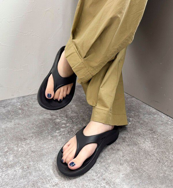 fredy emue「【OOFOS / ウーフォス】 OOriginal」|サンダル|