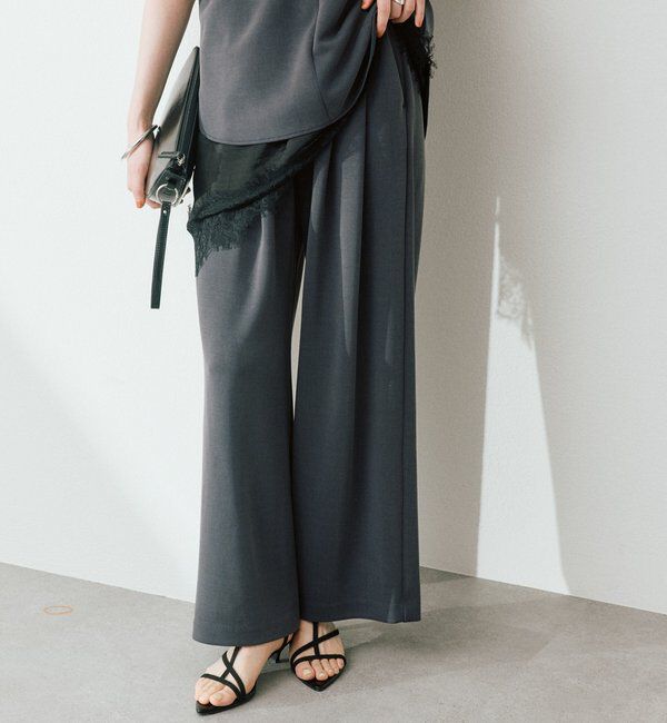  「予約【セットアップ着用可能/接触冷感機能付き】ドレーピーカットスラックス」|チノ|