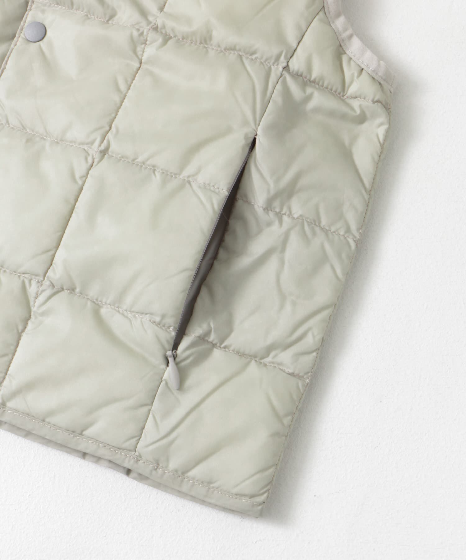 URBAN RESEARCH DOORS「TAION　V-NECK BUTTON DOWN VEST(KIDS)」|その他|