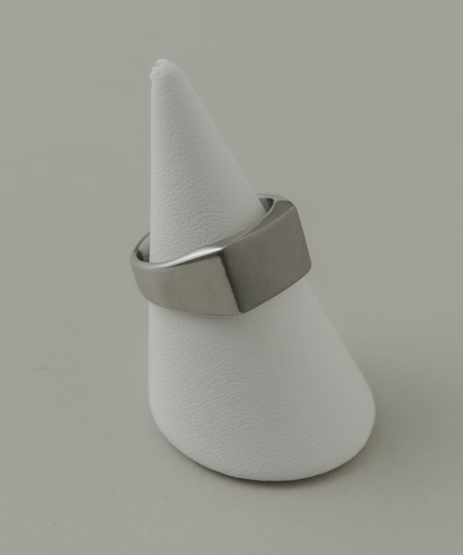 SMELLY「ステンレスシグネットリング」|リング|