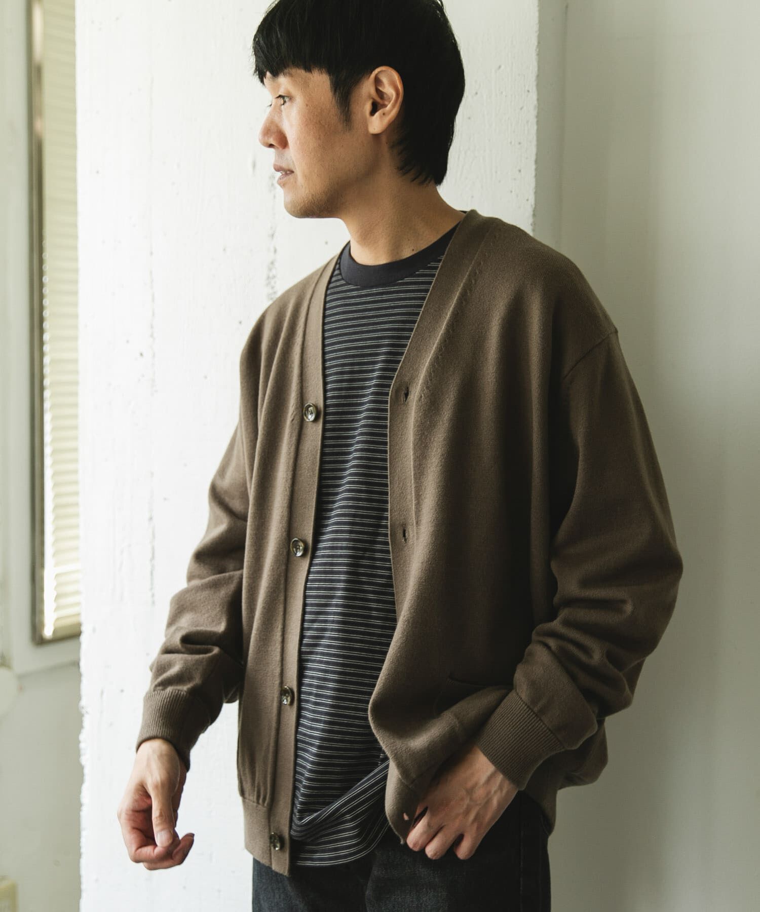 URBAN RESEARCH DOORS「『XLｻｲｽﾞ/WEB限定/仁村紗和さん着用』『UR TECH 200日ﾆｯﾄ』Vﾈｯｸｶｰ」|カーディガン|