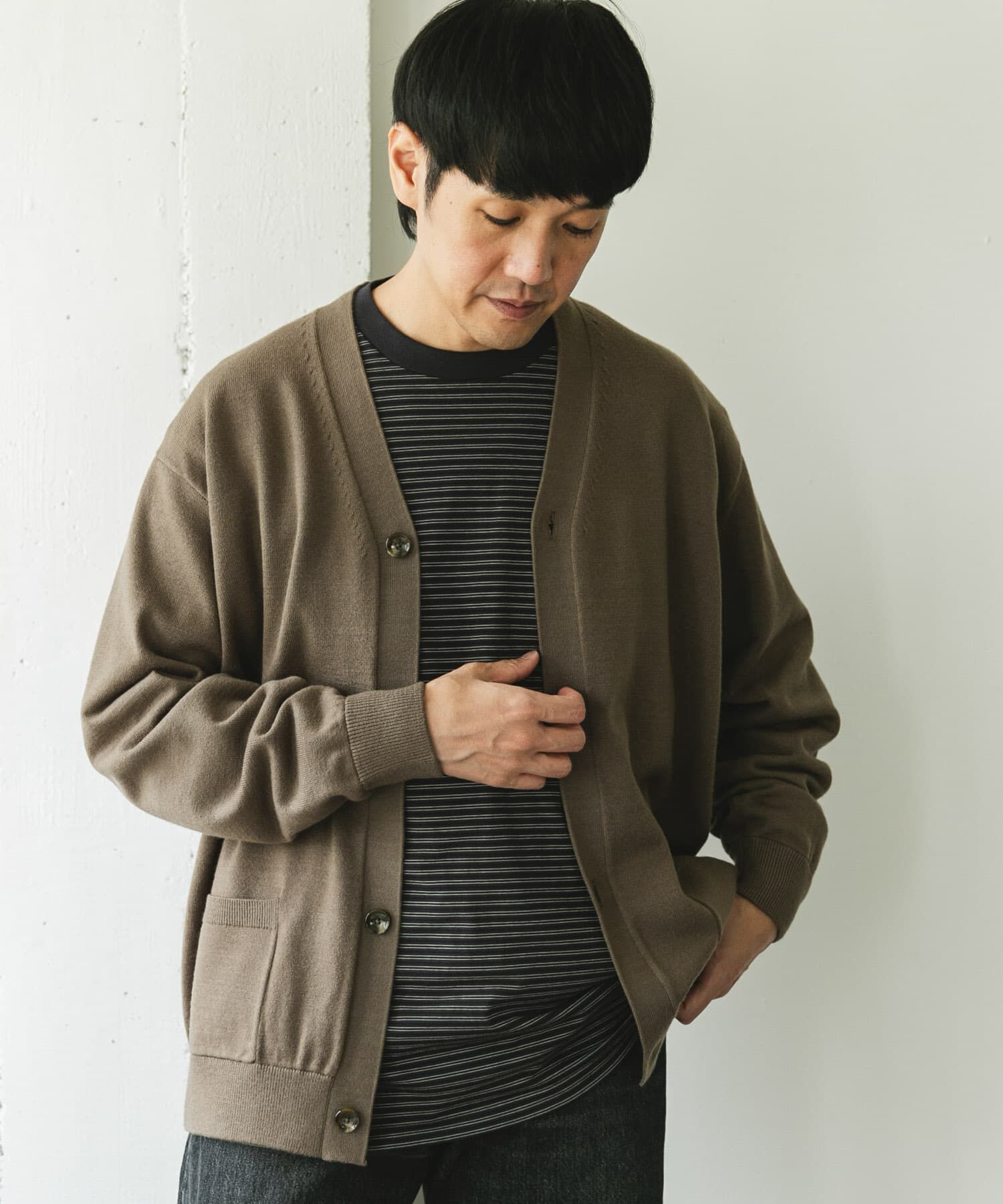 URBAN RESEARCH DOORS「『XLｻｲｽﾞ/WEB限定/仁村紗和さん着用』『UR TECH 200日ﾆｯﾄ』Vﾈｯｸｶｰ」|カーディガン|