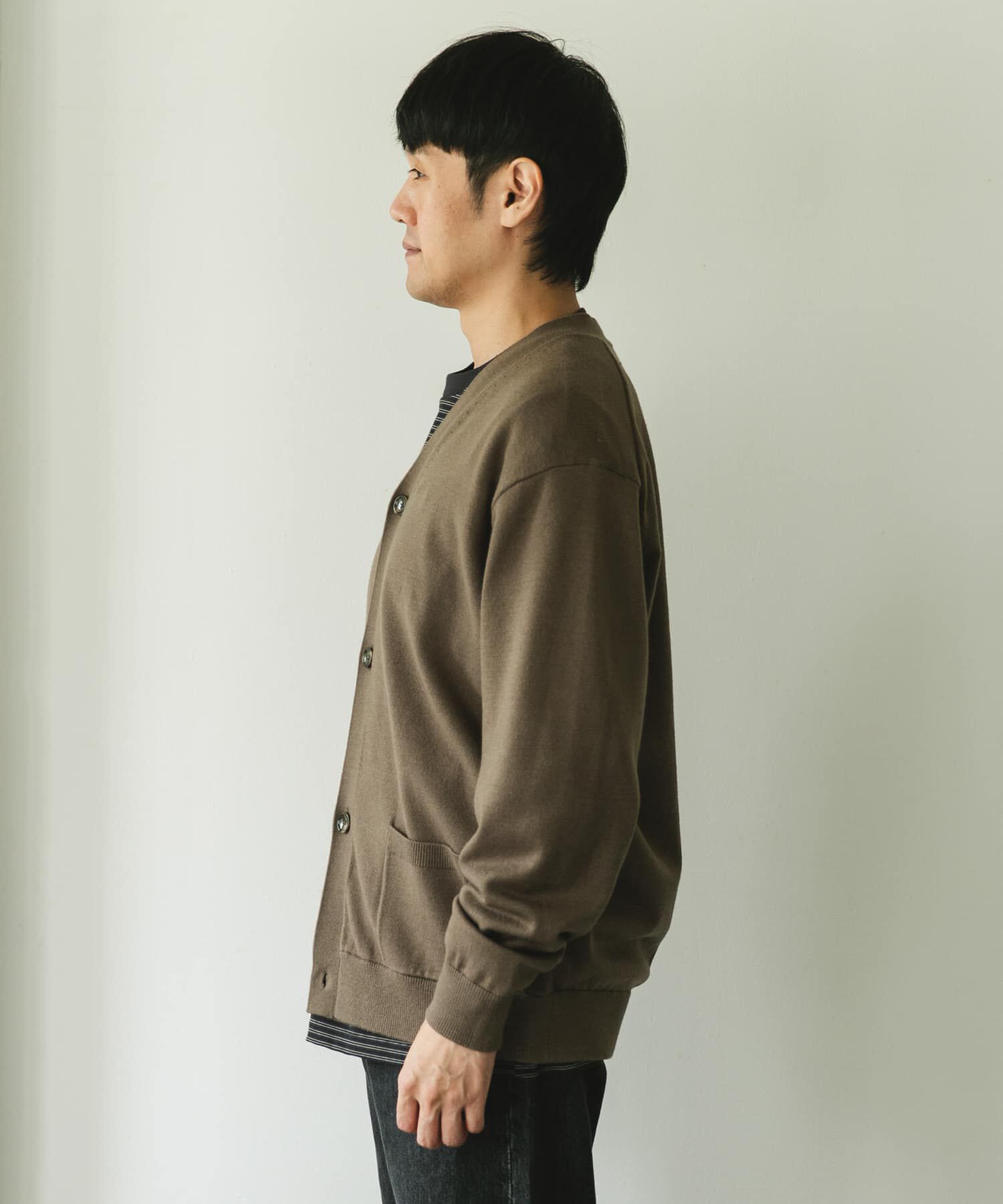 URBAN RESEARCH DOORS「『XLｻｲｽﾞ/WEB限定/仁村紗和さん着用』『UR TECH 200日ﾆｯﾄ』Vﾈｯｸｶｰ」|カーディガン|