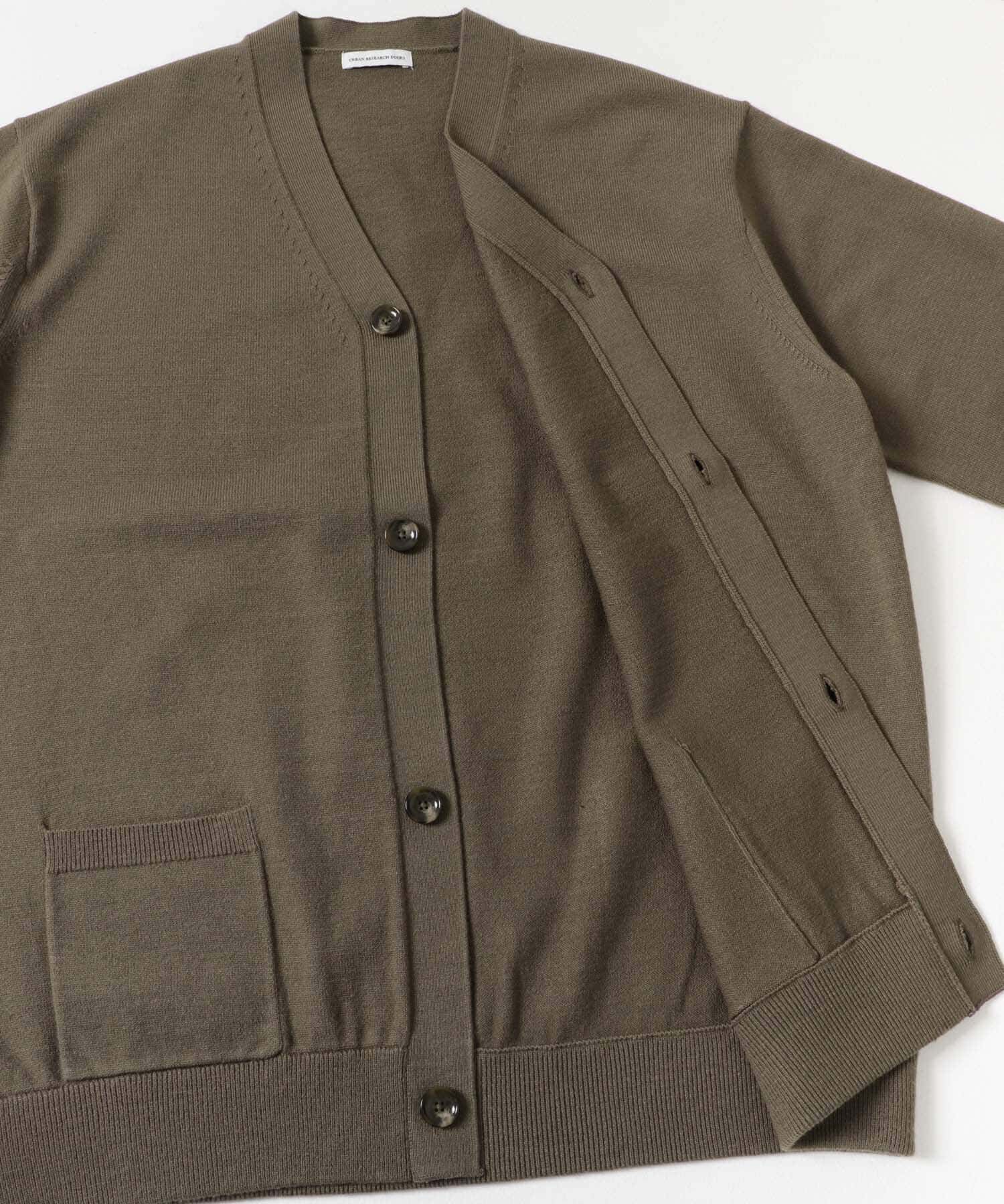 URBAN RESEARCH DOORS「『XLｻｲｽﾞ/WEB限定/仁村紗和さん着用』『UR TECH 200日ﾆｯﾄ』Vﾈｯｸｶｰ」|カーディガン|