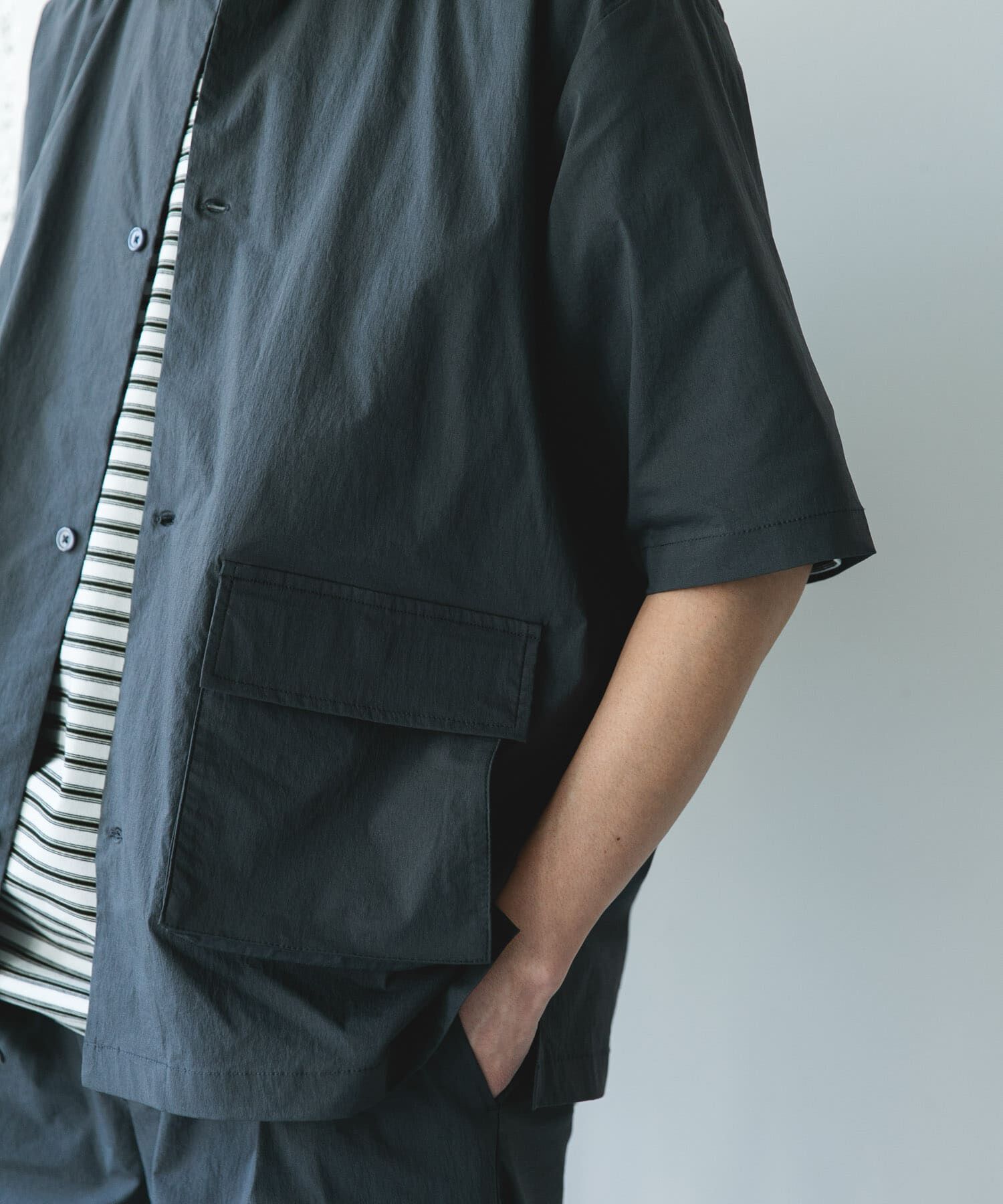 URBAN RESEARCH DOORS「『UVｶｯﾄ/接触冷感/吸水速乾』ｽﾄﾚｯﾁｸﾛｽ ﾋﾞｯｸﾞﾎﾟｹｯﾄ  」|シャツ・ブラウス|