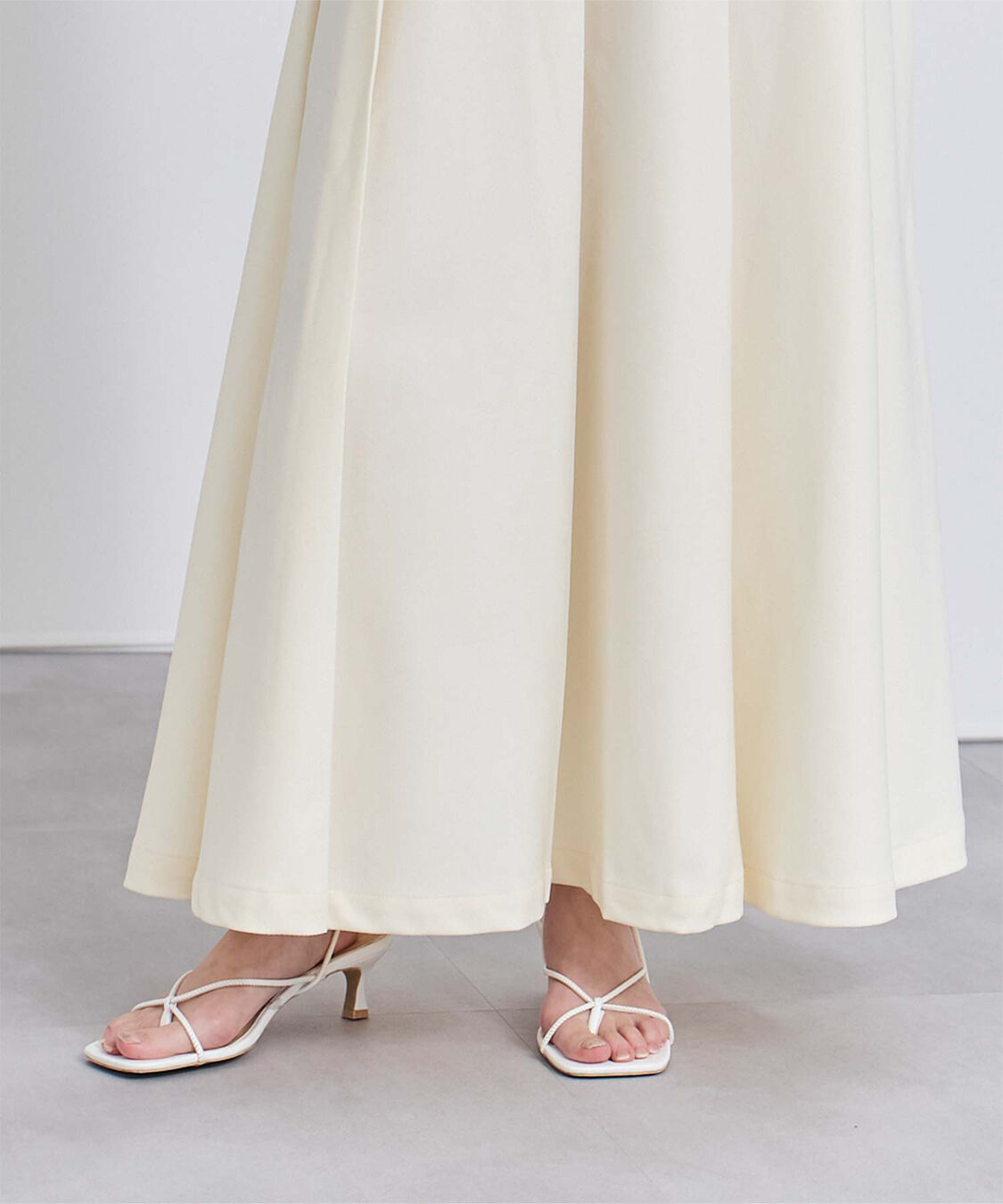 ur's「ベルト付プリーツスカート」|スカート|