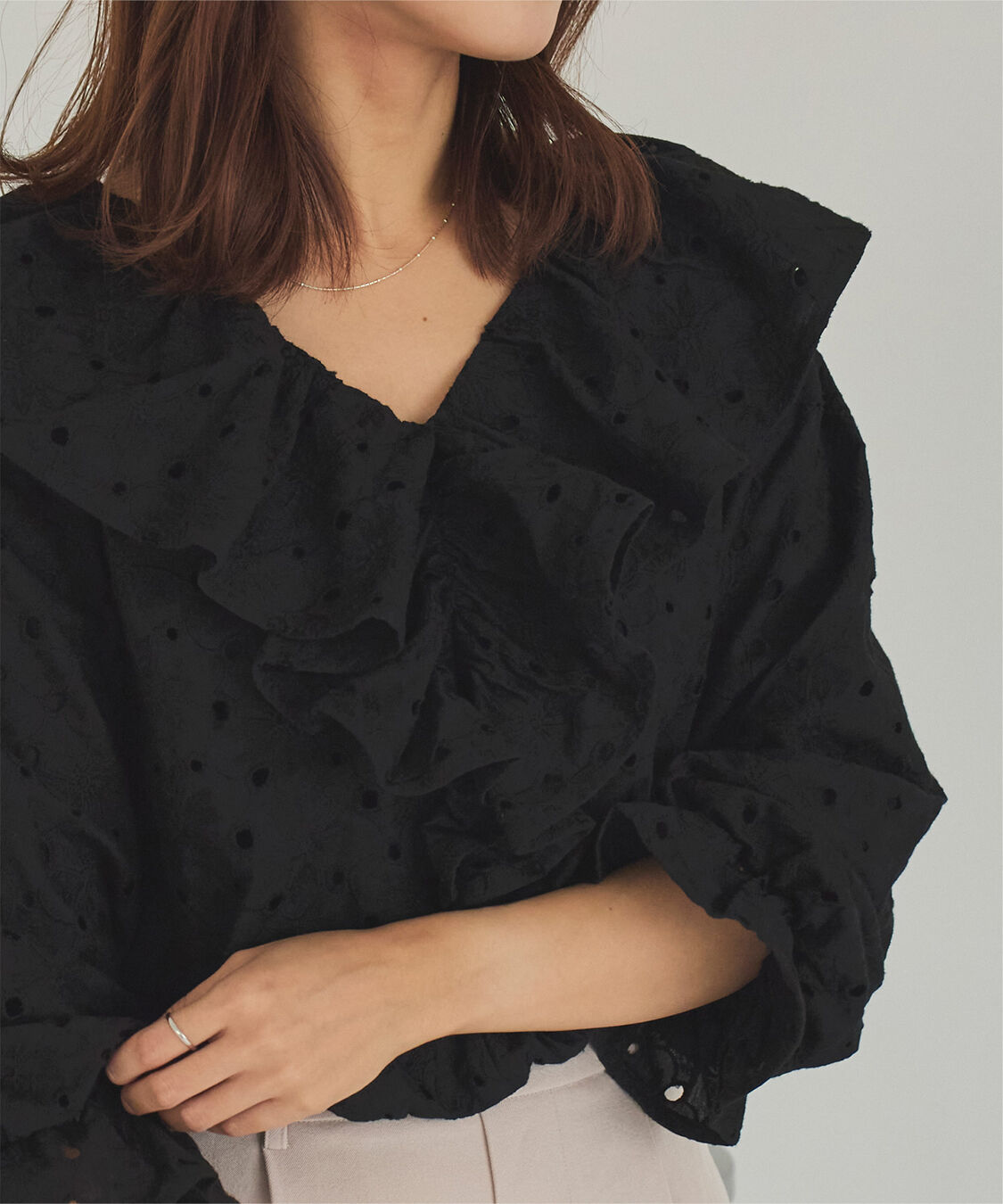 titivate「コットンレースフリルブラウス」|シャツ・ブラウス|ブラック