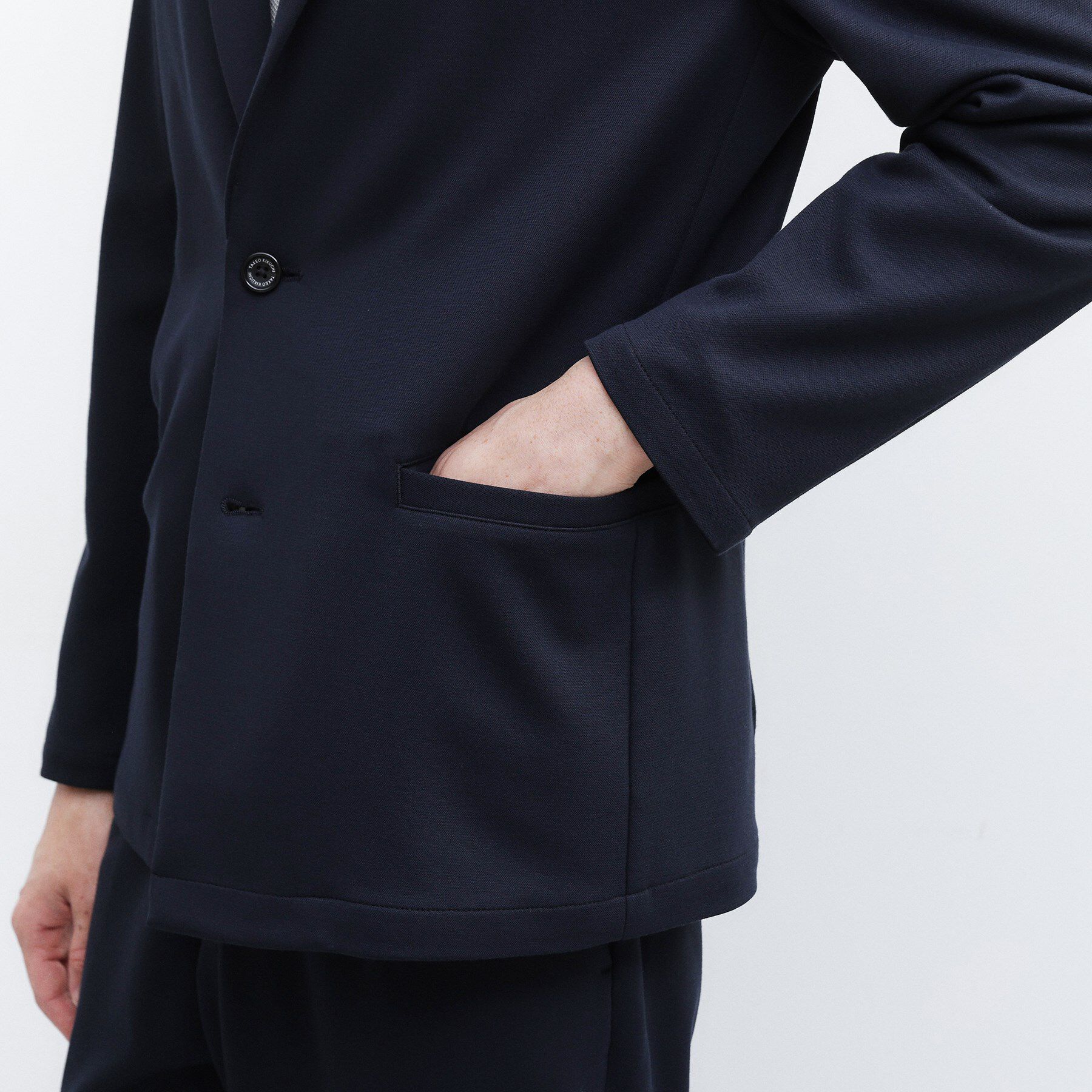 TAKEO KIKUCHI「【JUST ONE LAYER】ダウンファブリック テーラード ジャケット」|テーラードジャケット|