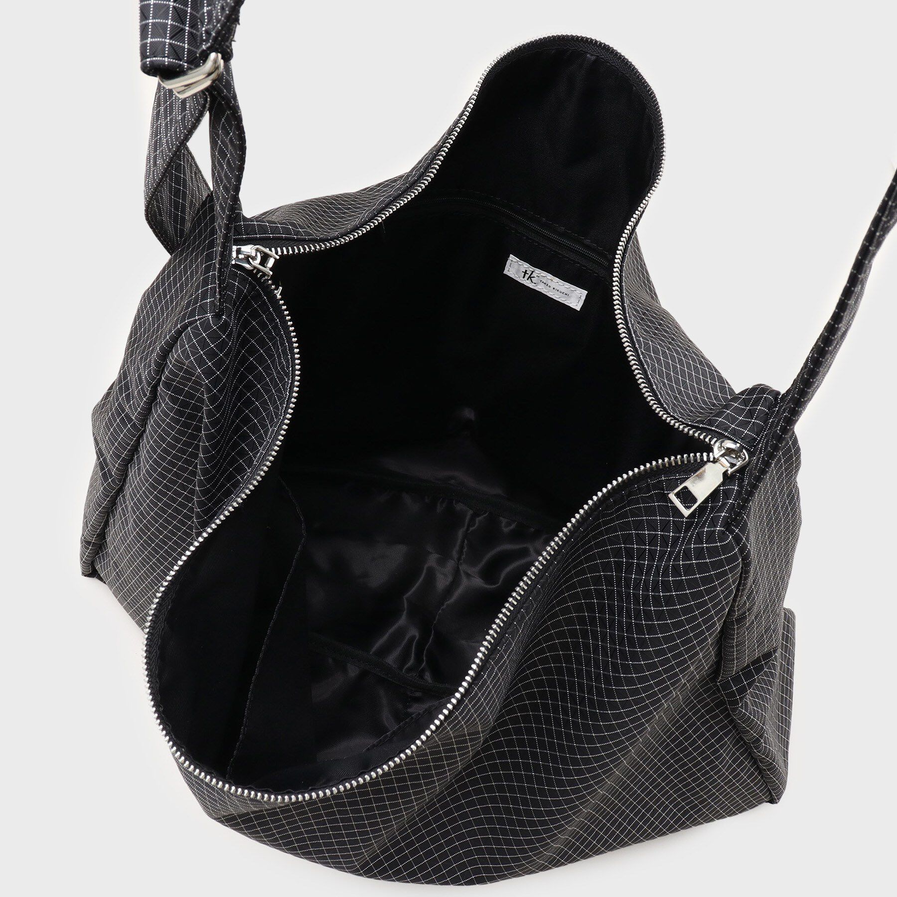 tk.TAKEO KIKUCHI「ルーズビッグショルダーバッグ／たすき掛け／ビッグ／A4サイズ収納可能」|ショルダー・メッセンジャー|