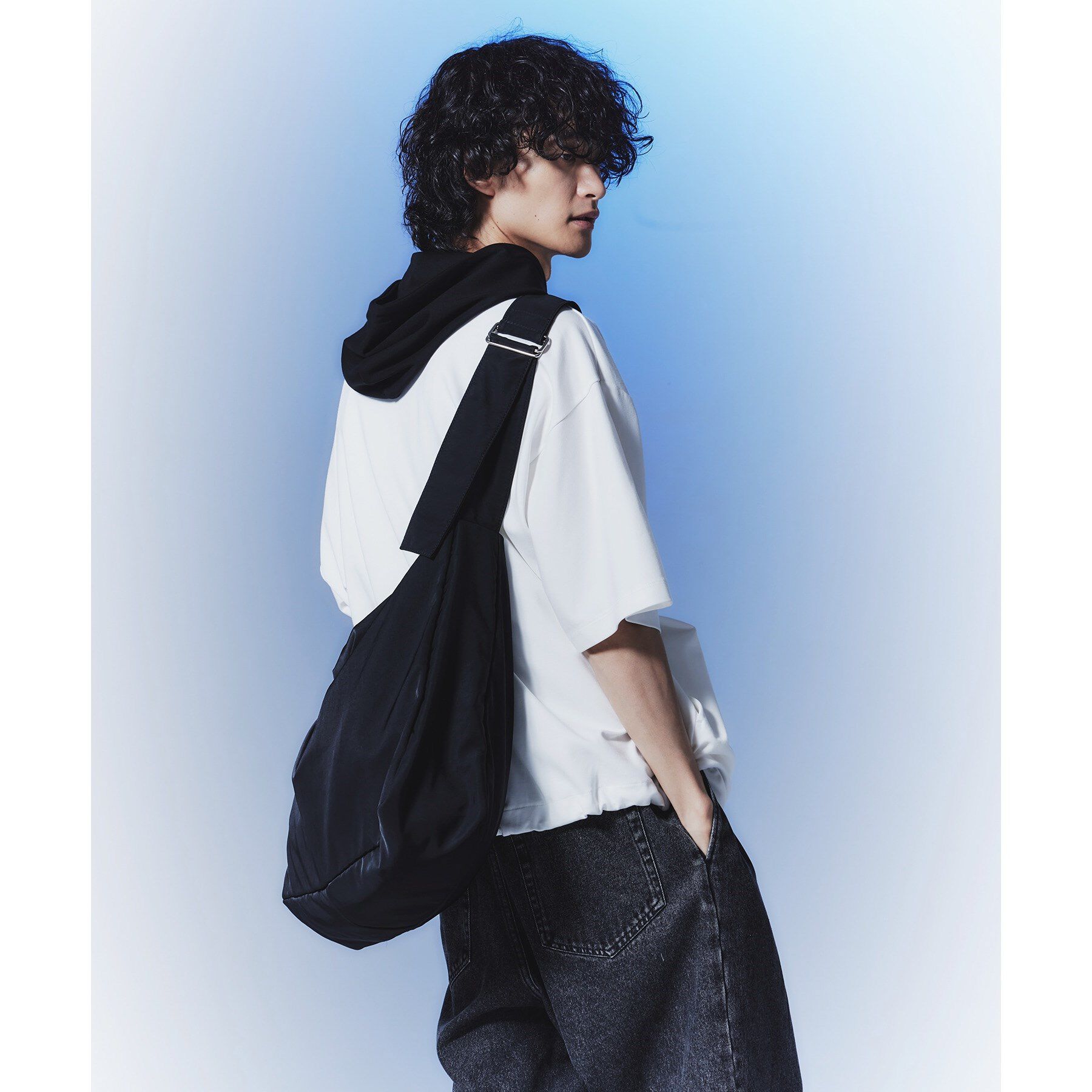 tk.TAKEO KIKUCHI「ルーズビッグショルダーバッグ／たすき掛け／ビッグ／A4サイズ収納可能」|ショルダー・メッセンジャー|