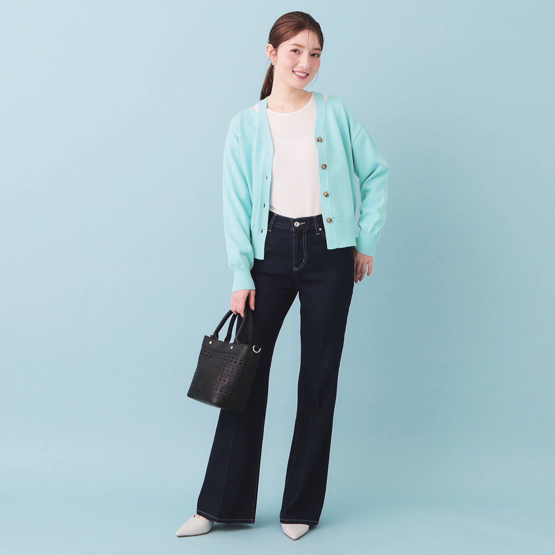 index「ラメリリースリットVネックカーディガン【洗濯機OK】」|カーディガン|