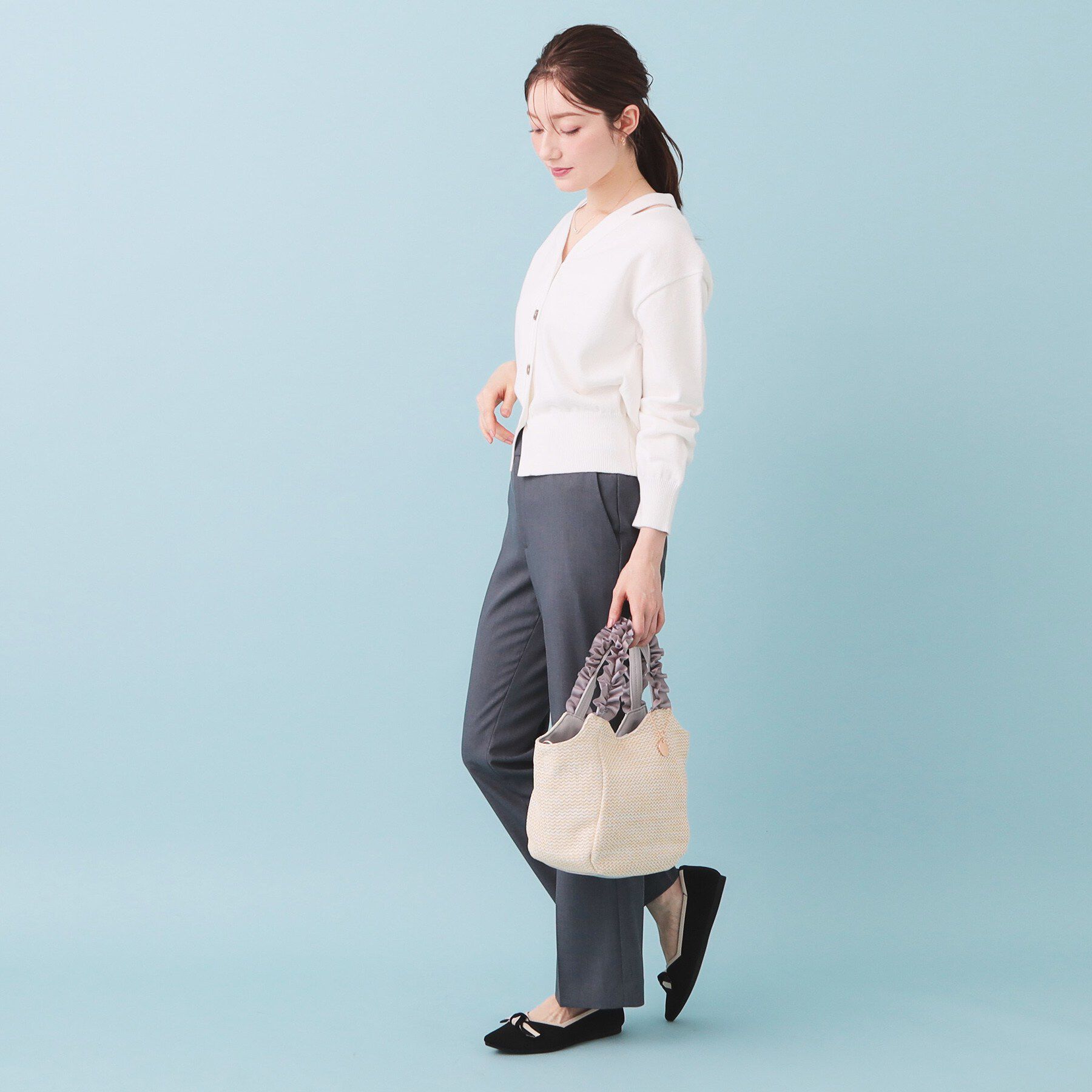 index「ラメリリースリットVネックカーディガン【洗濯機OK】」|カーディガン|