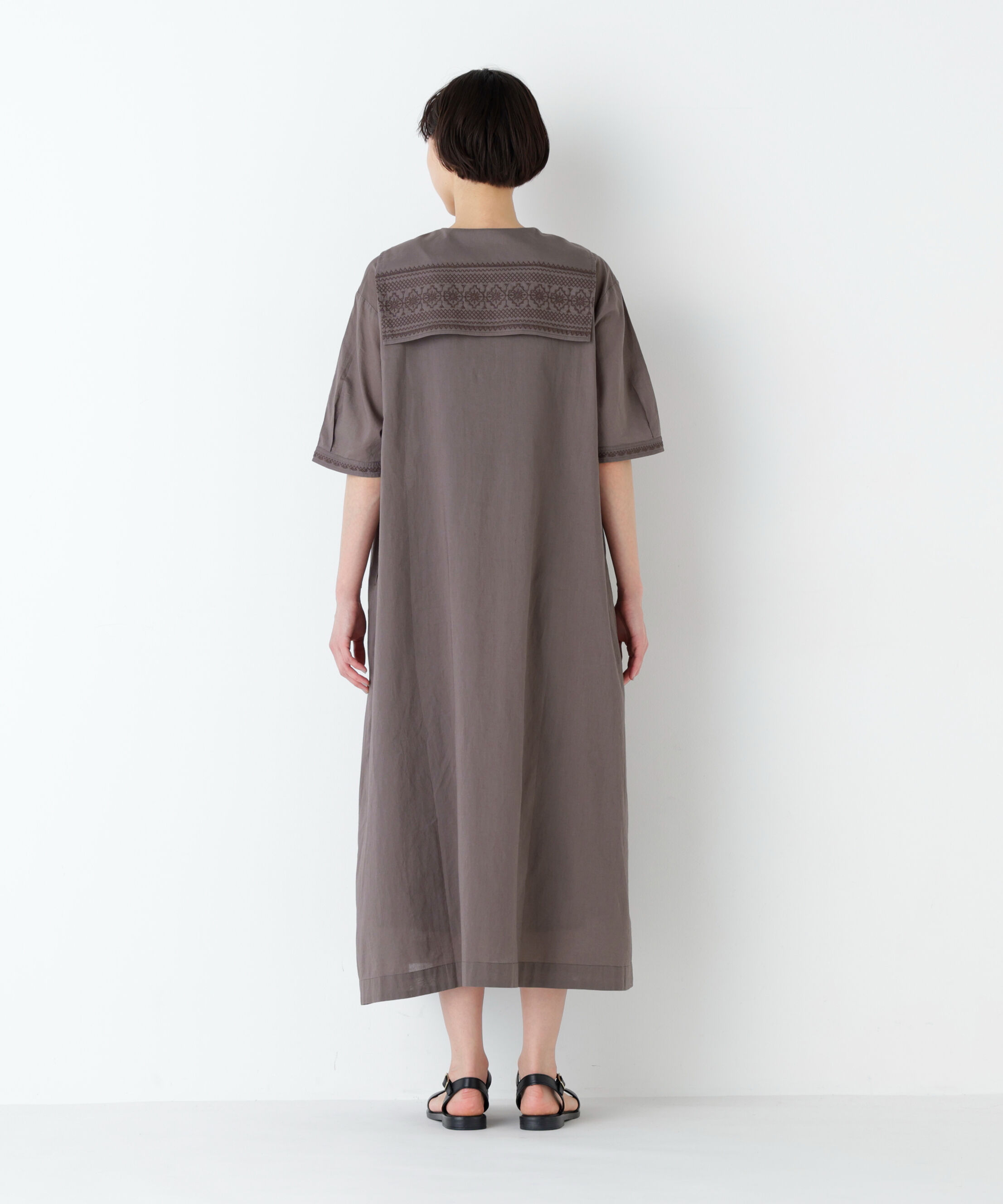  「インド刺繍セーラーカラーワンピース」|ワンピース|