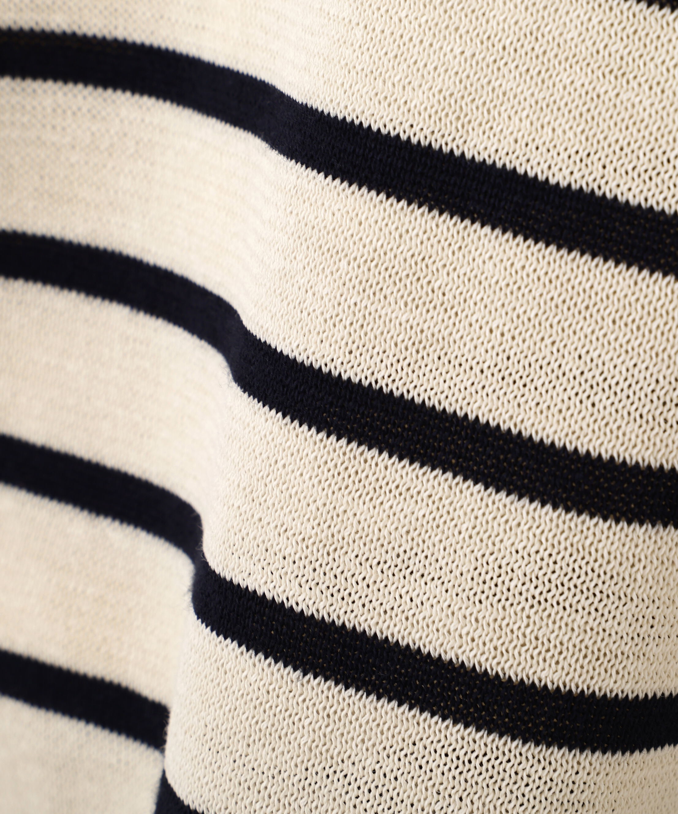  「ハイゲージギマ　クルーネックラグランプルオーバー」|ニット・セーター|