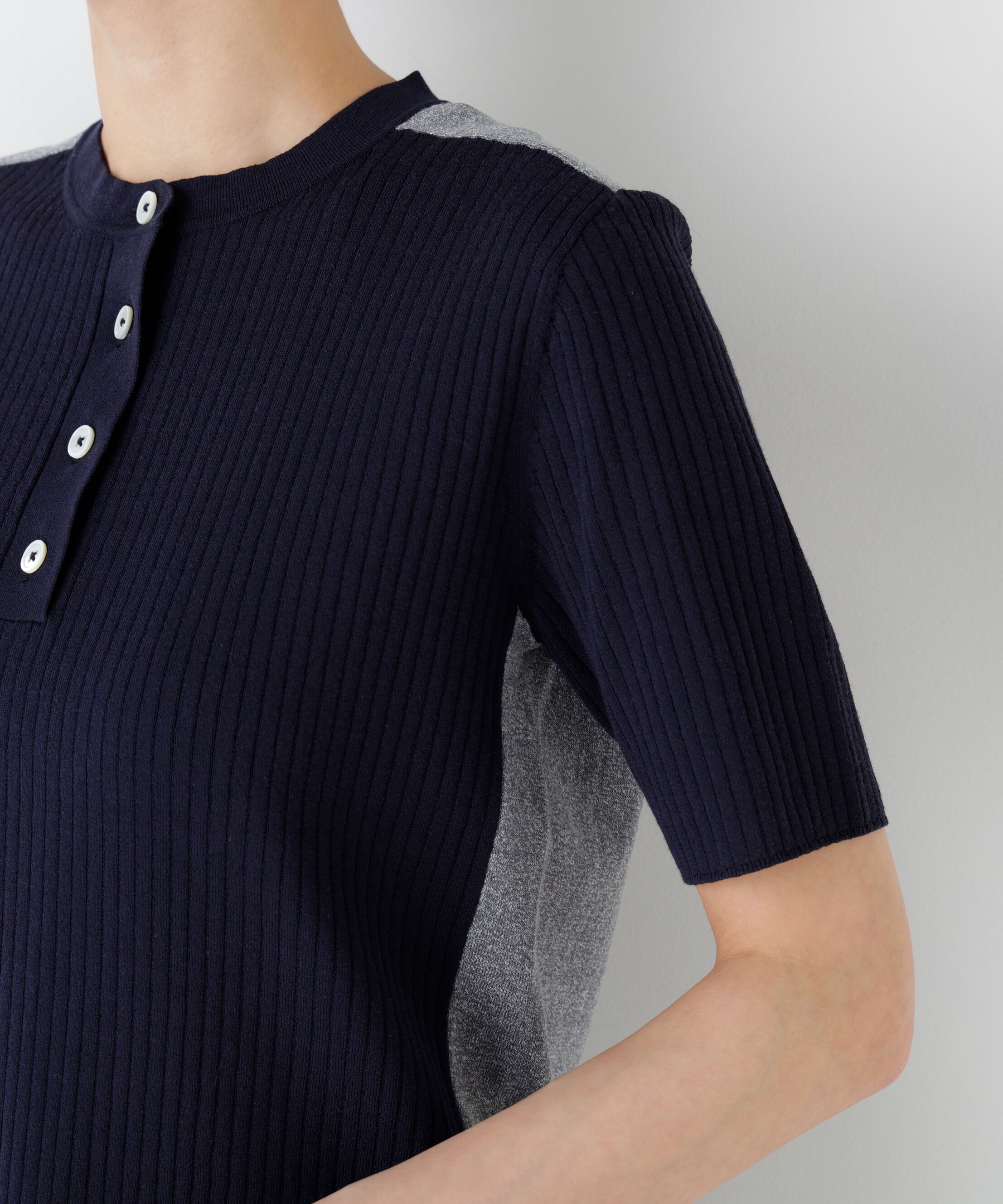  「麻混バイカラーヘンリーネックプルオーバー」|ニット・セーター|