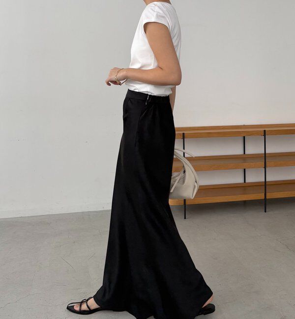  「【Tシャツが苦手な方にも◎】1ポイントボートネックTシャツ」|Tシャツ・カットソー|