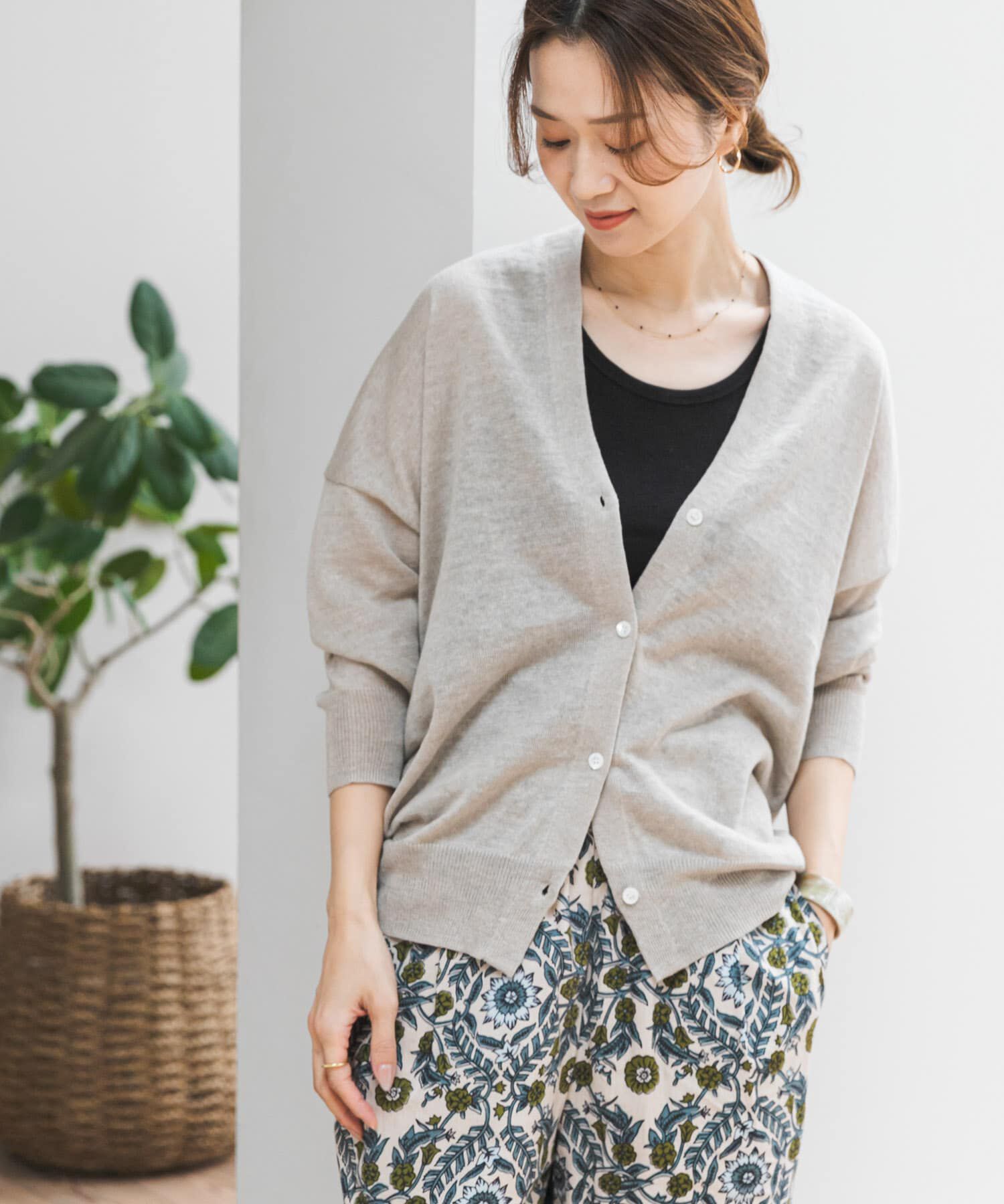 URBAN RESEARCH DOORS「リネンVネックカーディガン」|カーディガン|