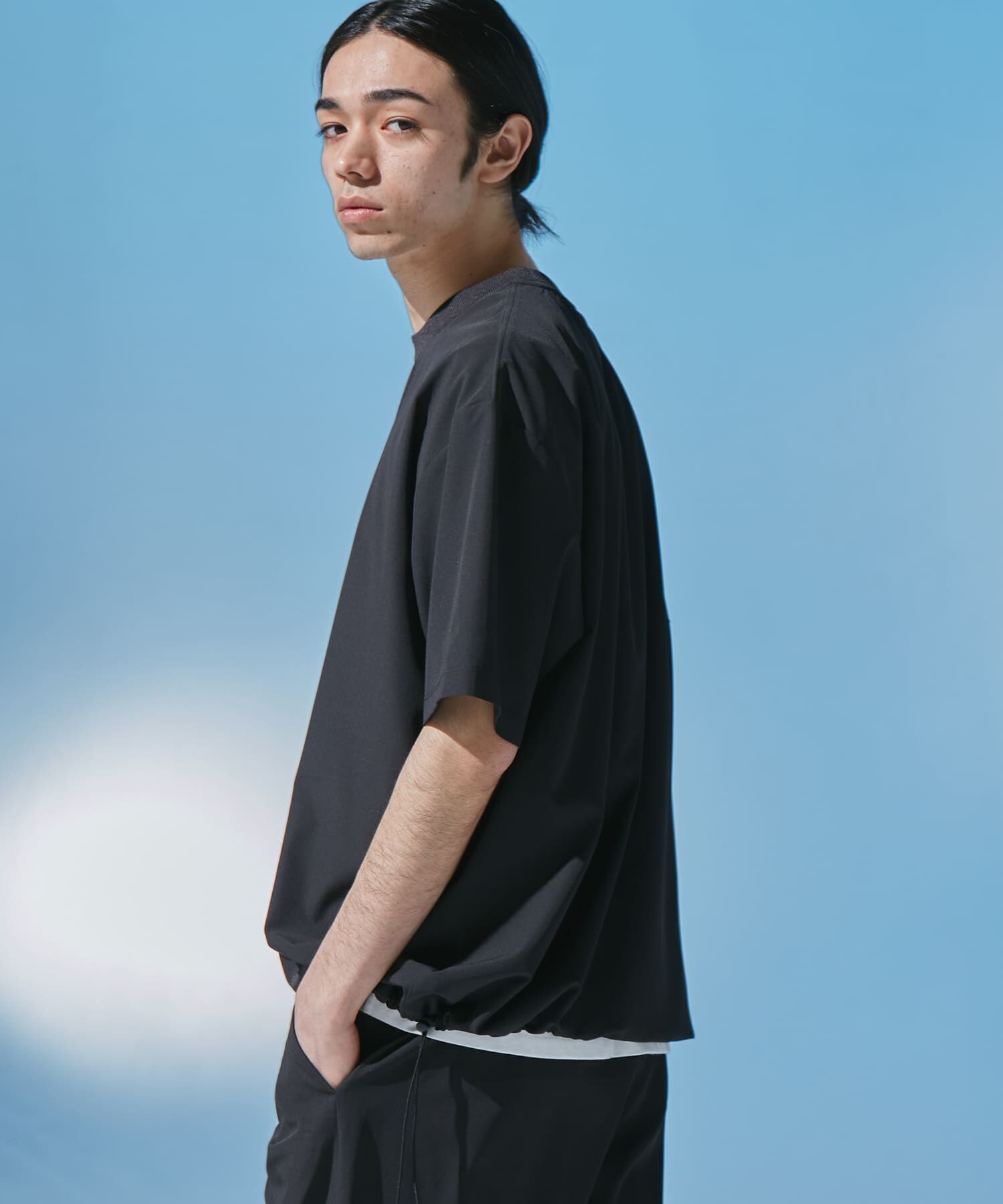 URBAN RESEARCH DOORS「『UR TECH』サマシェア ショートスリーブプルオーバー」|Tシャツ・カットソー|ブラック