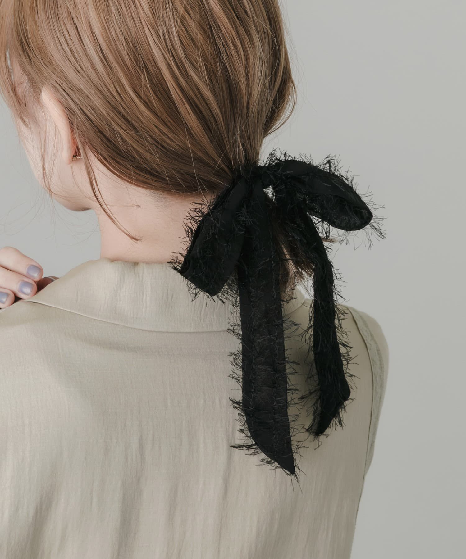 SMELLY「シアーフリンジリボンヘアカフ」|ヘアゴム・シュシュ|ブラック