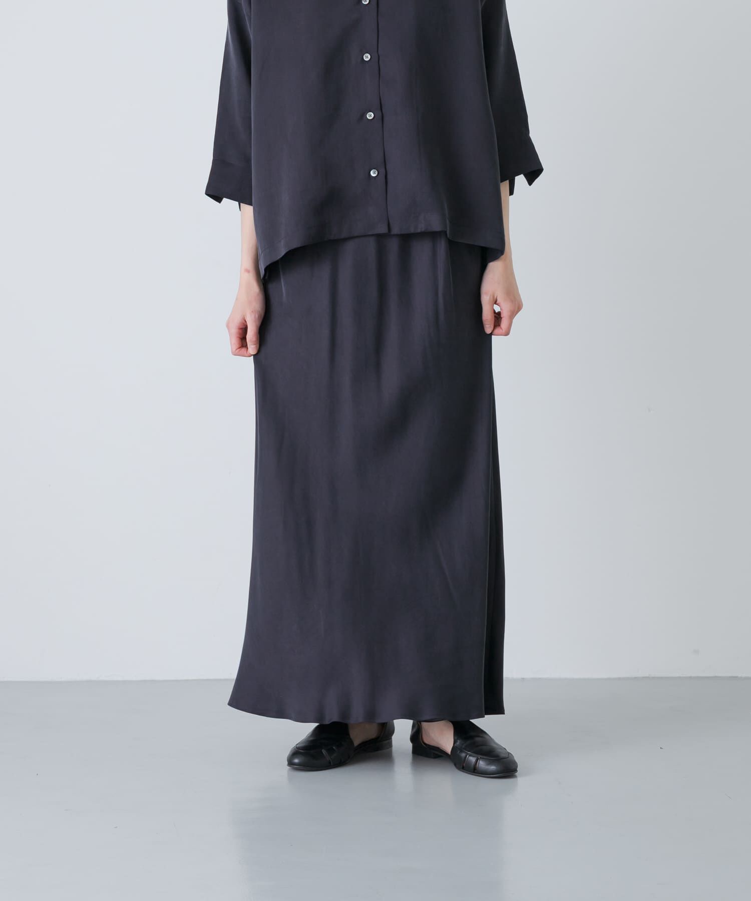 かぐれ「『2サイズ展開』キュプラバイアススカート」|スカート|ネイビー