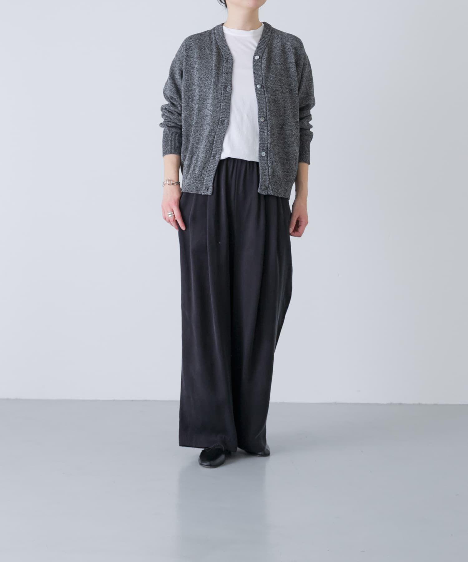 かぐれ「ドライコットンVネックカーディガン」|ニット・セーター|