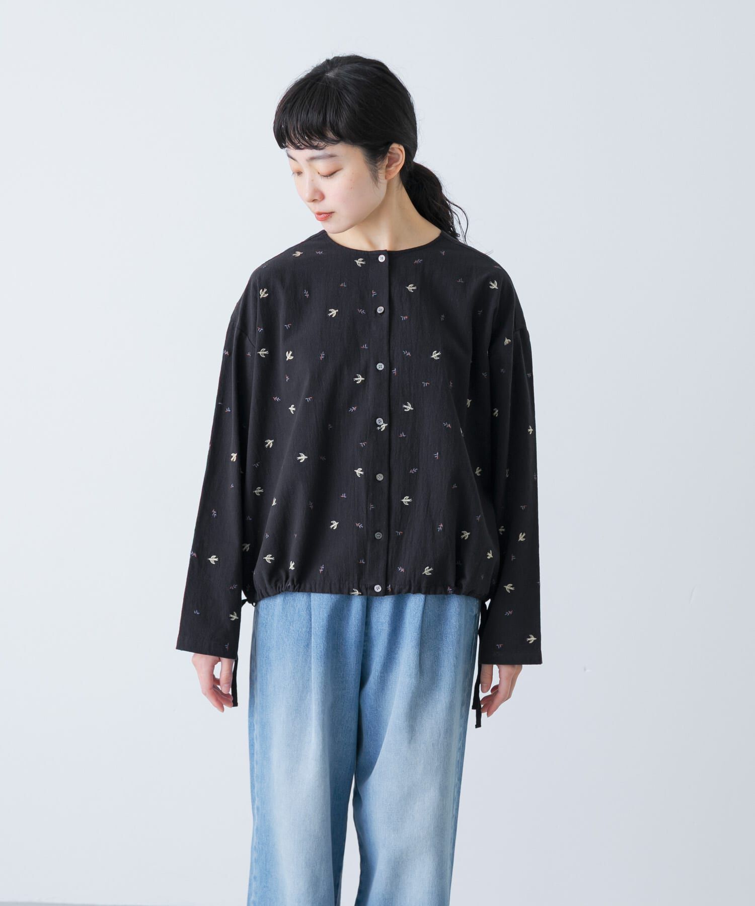 かぐれ「ツバメ刺繍ブラウス」|シャツ・ブラウス|