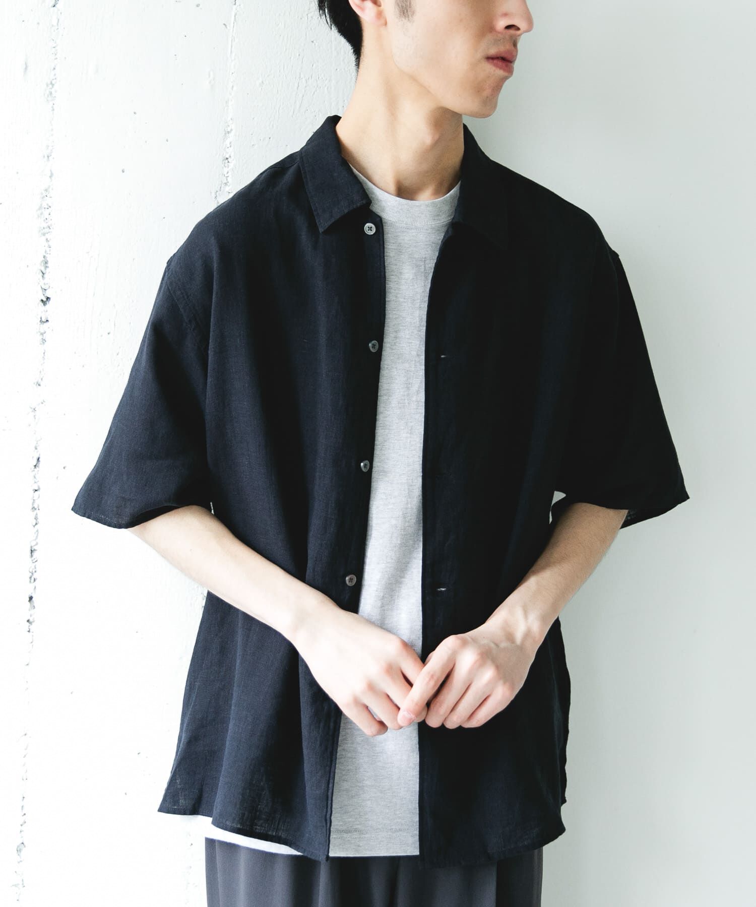 URBAN RESEARCH DOORS「カバーリングリネン キャンプカラーシャツ」|シャツ・ブラウス|