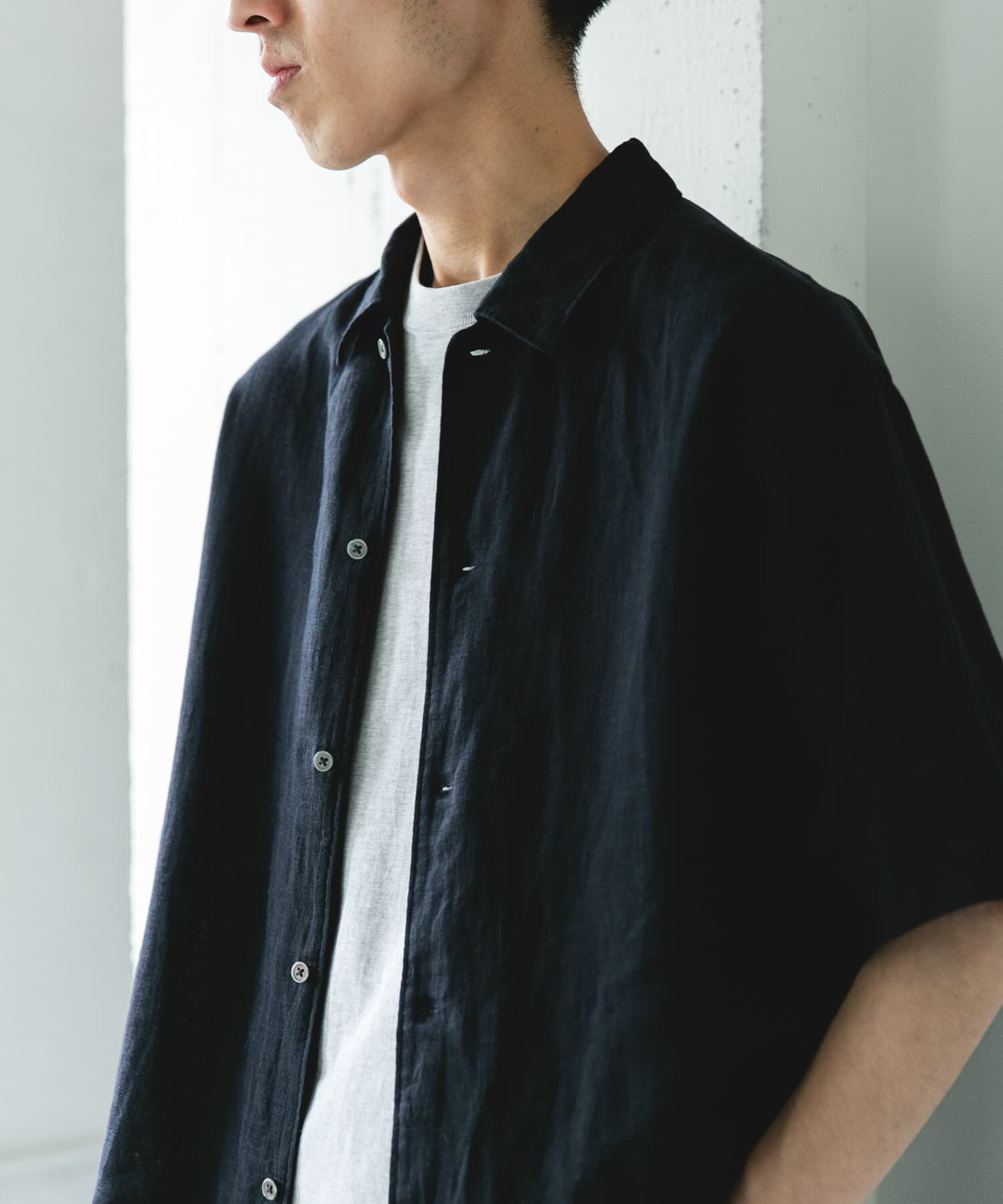 URBAN RESEARCH DOORS「カバーリングリネン キャンプカラーシャツ」|シャツ・ブラウス|