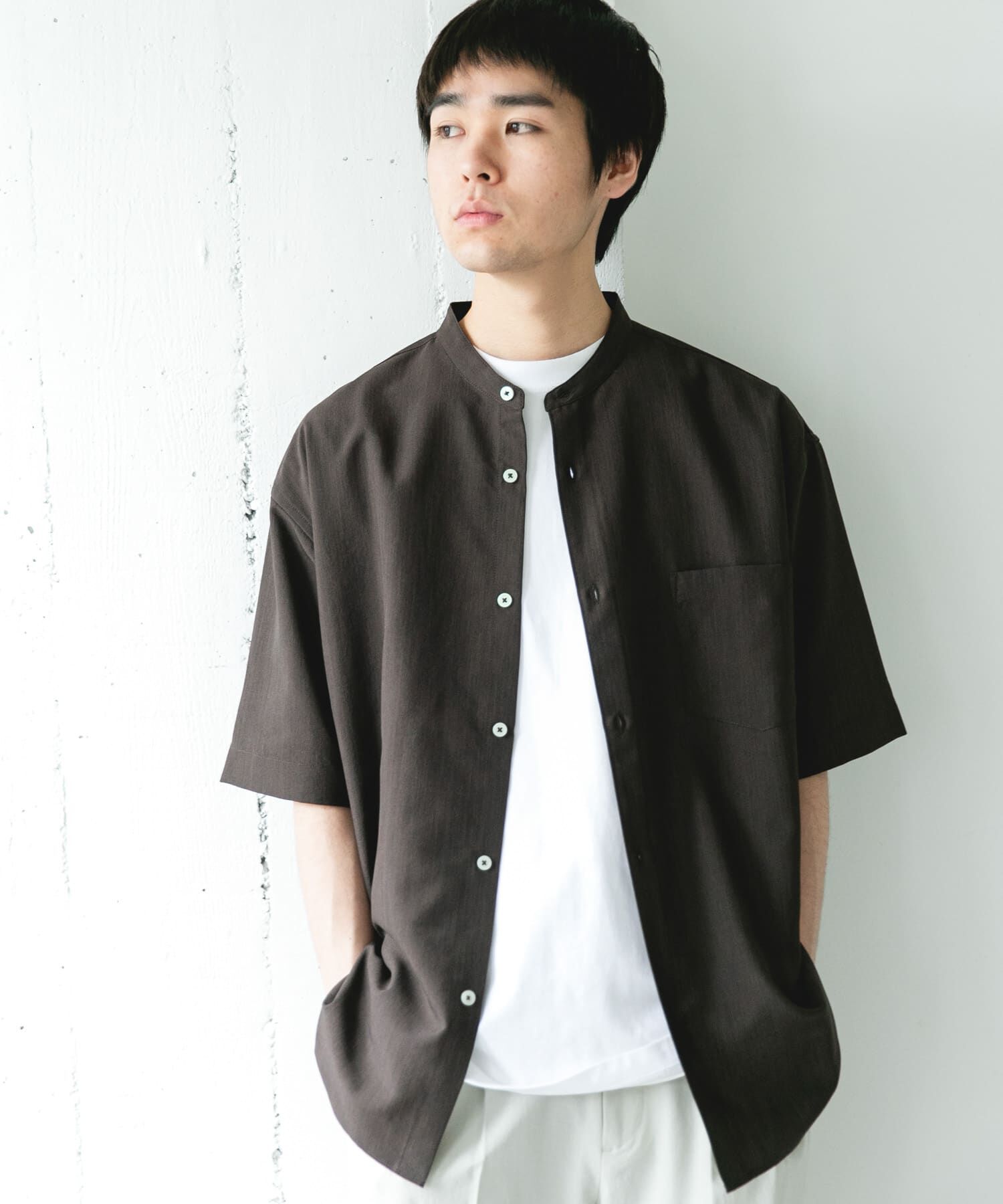 URBAN RESEARCH DOORS「セオアルファバンドカラーショートスリーブシャツ」|シャツ・ブラウス|