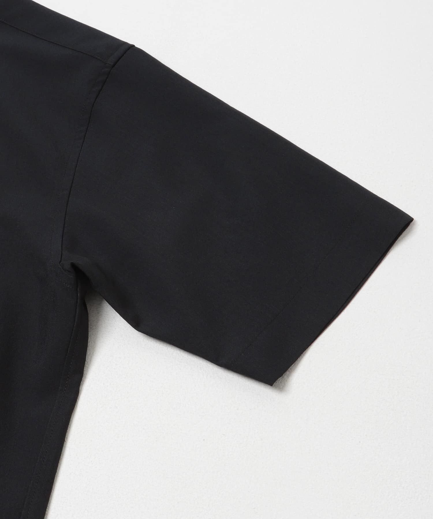 URBAN RESEARCH DOORS「セオアルファバンドカラーショートスリーブシャツ」|シャツ・ブラウス|