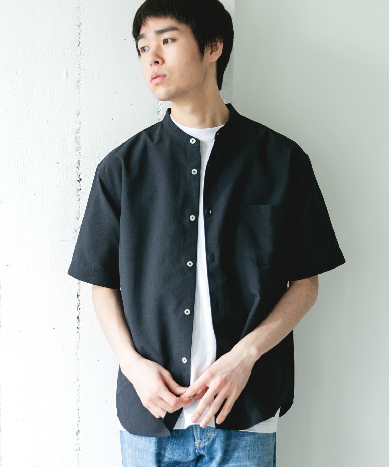 URBAN RESEARCH DOORS「セオアルファバンドカラーショートスリーブシャツ」|シャツ・ブラウス|