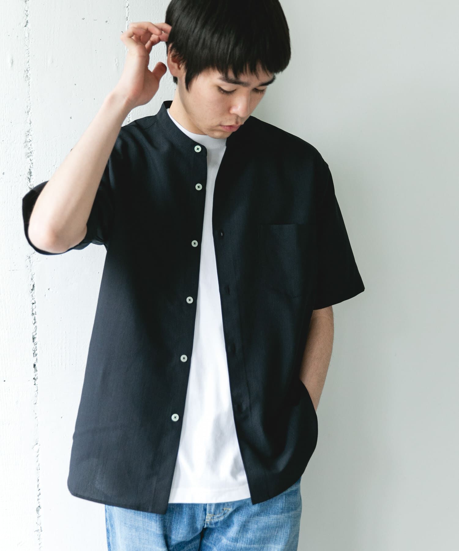 URBAN RESEARCH DOORS「セオアルファバンドカラーショートスリーブシャツ」|シャツ・ブラウス|