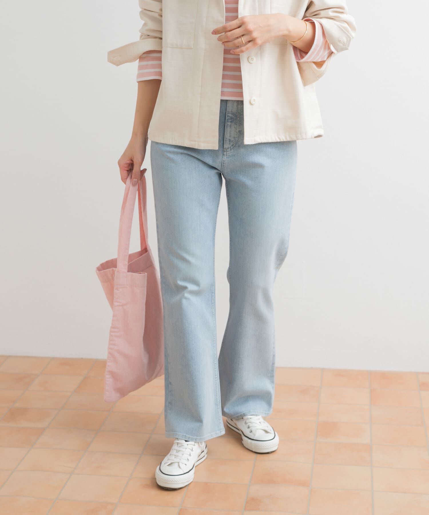 URBAN RESEARCH DOORS「ストレッチフレアデニムパンツ」|デニム|